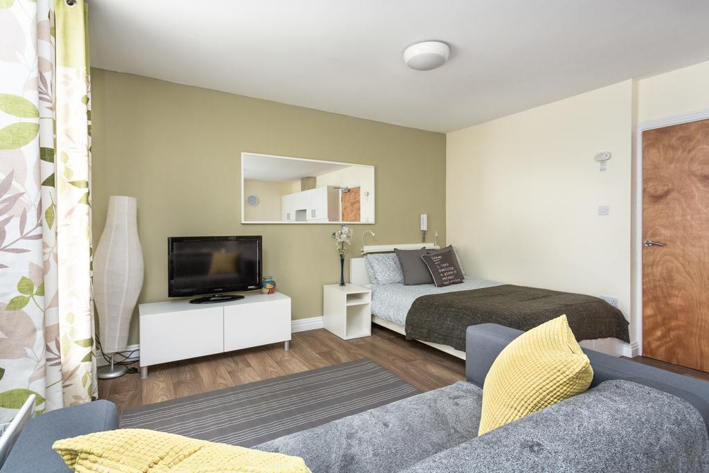 Walled City Apartments Londonderry Exterior photo